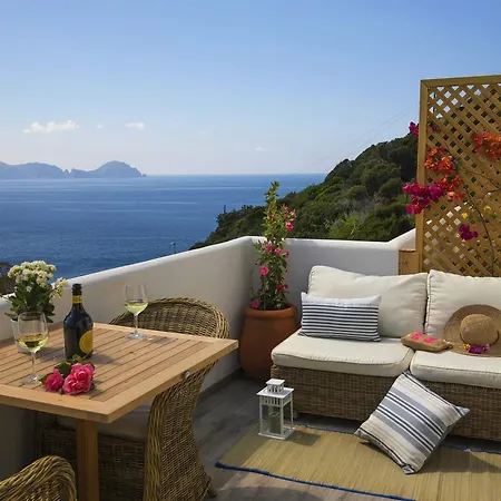 Maridea Casa Vacanza- Le Alcove Sul Mare Suites Ponza Exterior photo