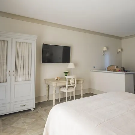 Maridea Casa Vacanza- Le Alcove Sul Mare Suites Ponza Exterior photo
