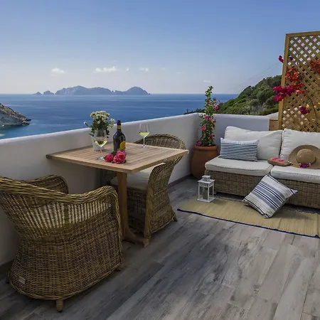Maridea Casa Vacanza- Le Alcove Sul Mare Suites Ponza Exterior photo