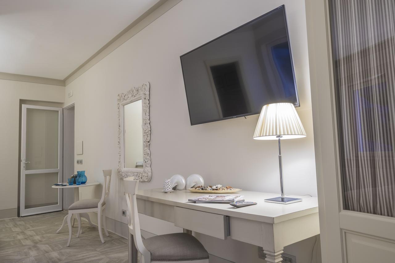 Maridea Casa Vacanza- Le Alcove Sul Mare Apartment Ponza